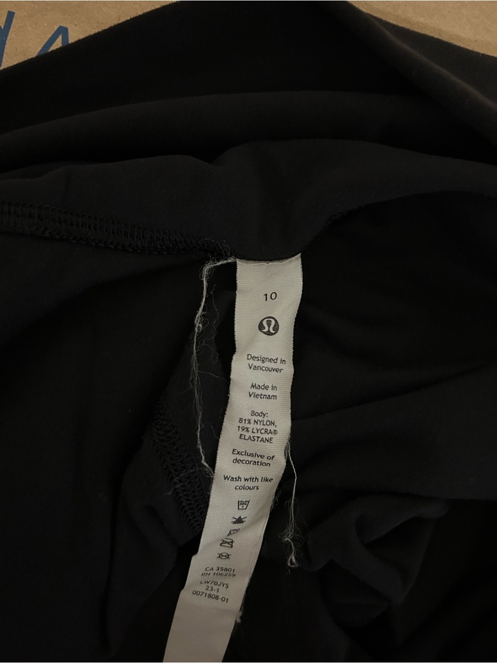 lululemon athletica Black align high rise shorts 4 inch inseam LIKE NEW yoga - Picture 8 of 10